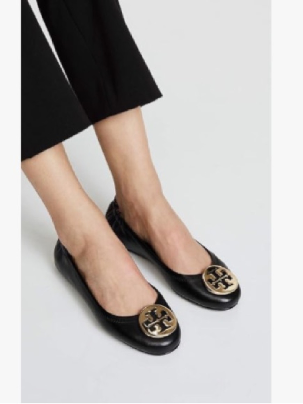 Tory Burch Minnie Leather Travel Ballet Flats Gold Logo Medallion Black Size 8.5